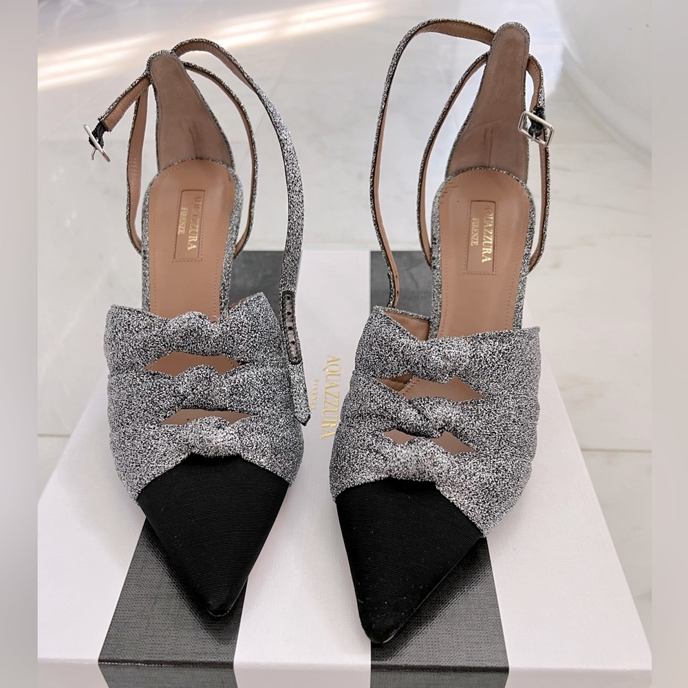 Aquazzura Mondaine Knot Details Heels in silver Glitter